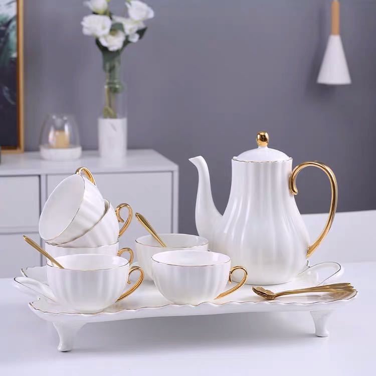Luxury Gold Painted Tea & Coffee Cup Set – Elegant Living Room Tableware